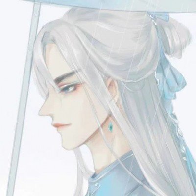 小伙赛前订张雪机车 提车乐开花